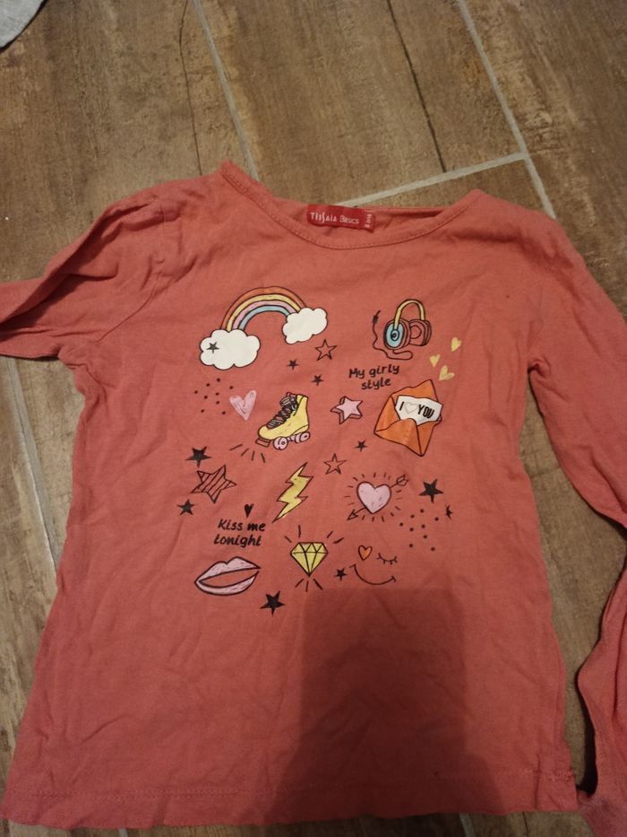 Lot de hauts - photo numéro 3