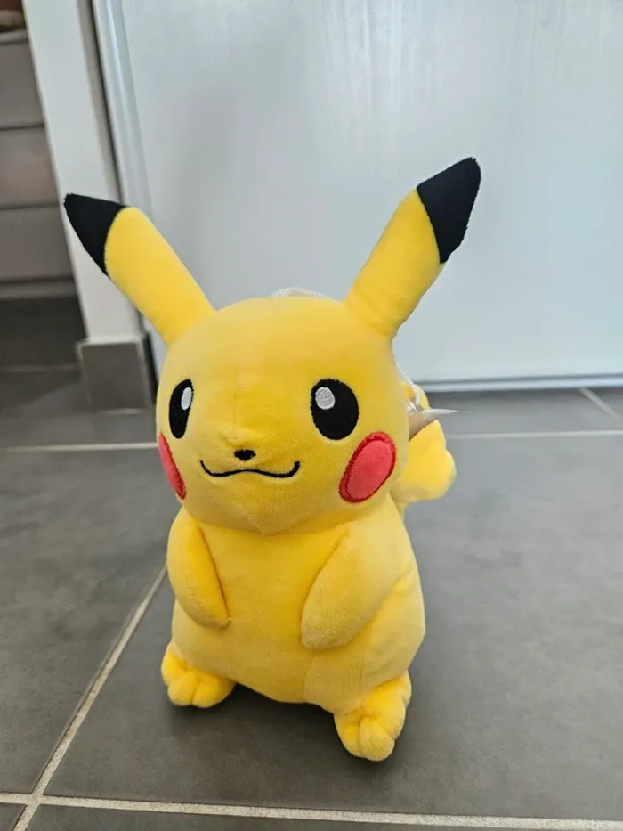 Lot de 4 Peluches Pokemon, Excellent État, Vraiment Comme neuves et très très propres - photo numéro 8