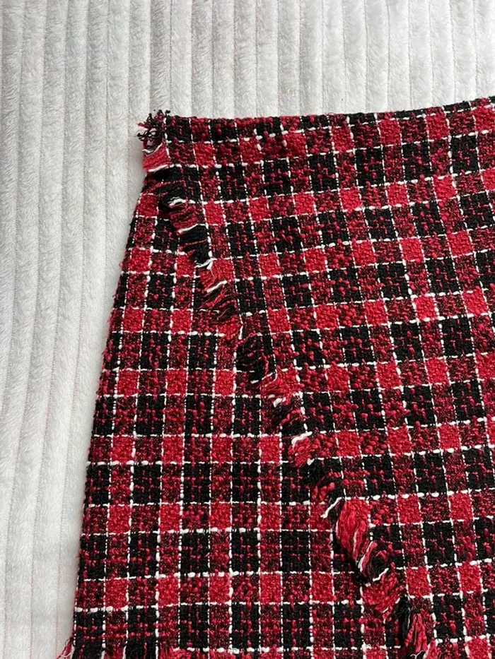 Jupe courte tweed stradivarius - photo numéro 2