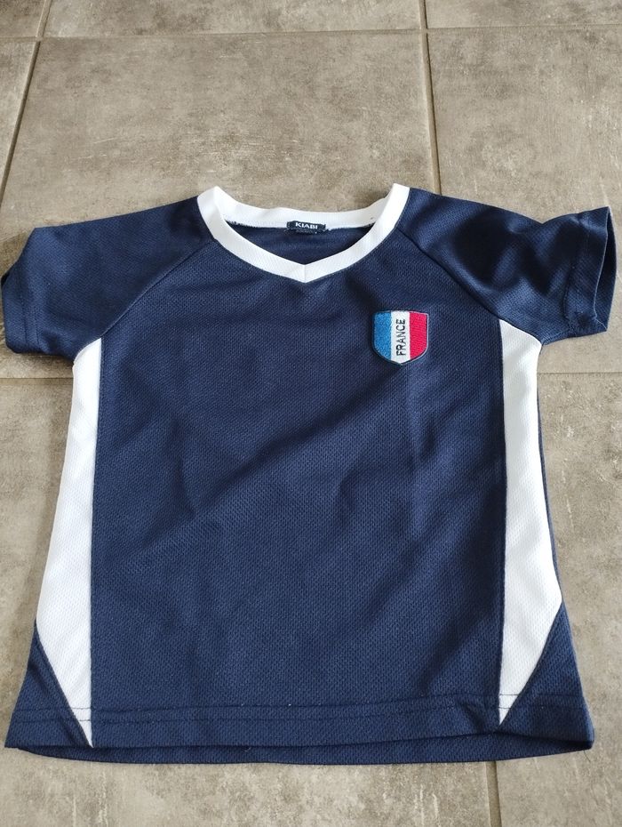 Lot de 30 habit filles, robe été, t-shirt manche longue et courte. - photo numéro 7