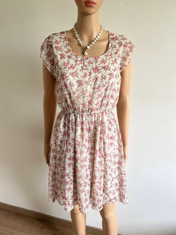 Robe fleurie à manches courtes Molly Bracken taille unique jamais portée