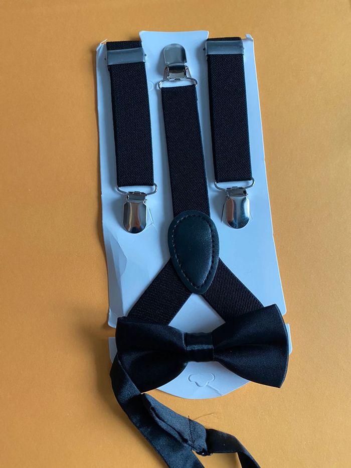 Ensemble bretelles et noeud papillon noir