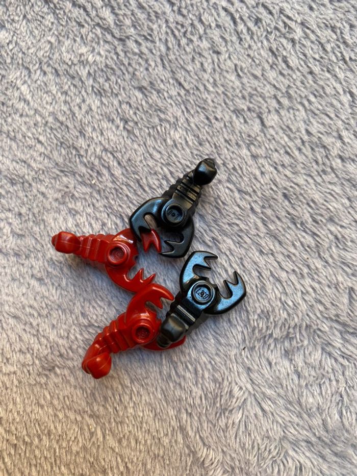 Lot de 4 scorpions lego noir et dark red - photo numéro 8