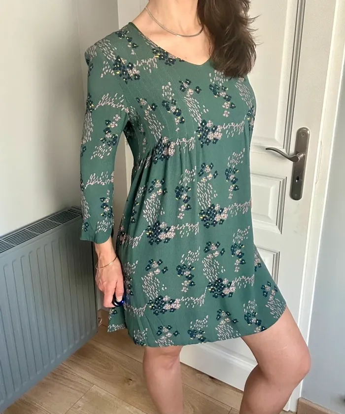 Robe courte fluide imprimé fleuri Marque : See U Soon 	Taille : 36 / S / 1 - photo numéro 4