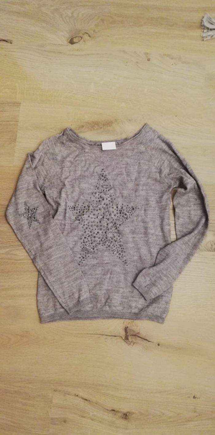 Pull avec étoile