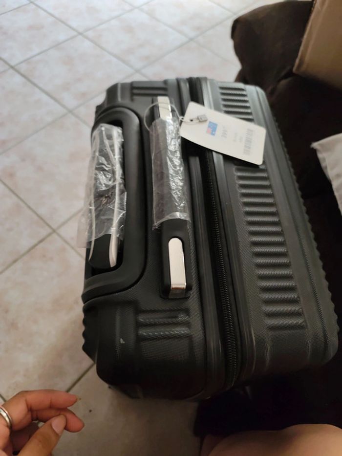 Valise cabine Melbourne Travel authentique neuve acheter 220 euro - photo numéro 4