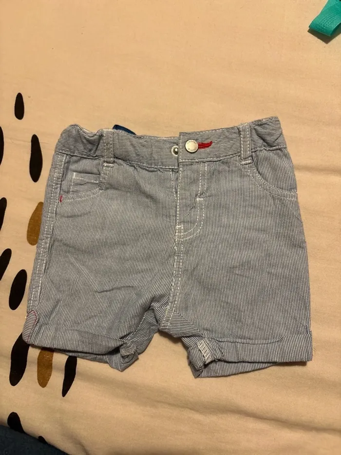 Short 6 mois