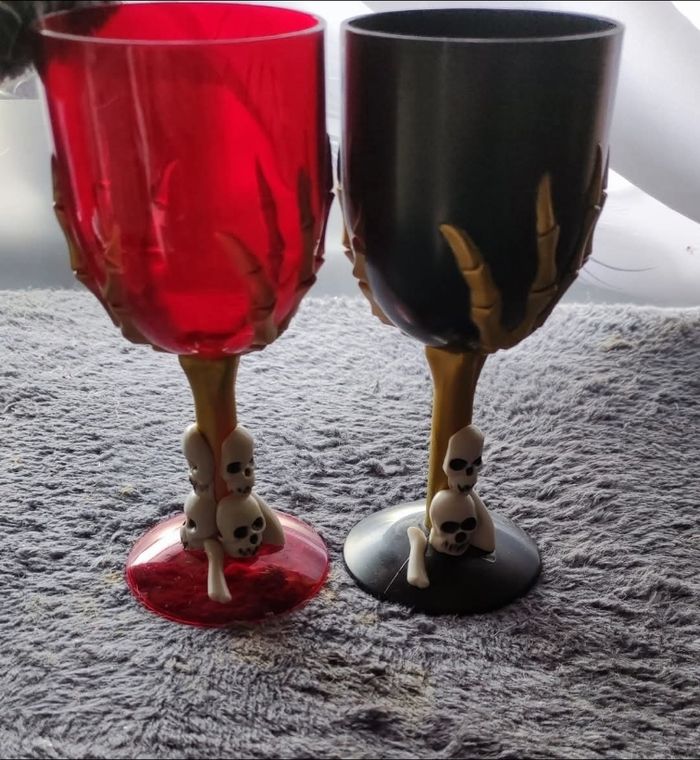Verre à pieds en plastique halloween - photo numéro 2