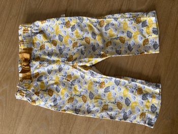 pantalon fluide motif fleurs et girafes taille 9 mois