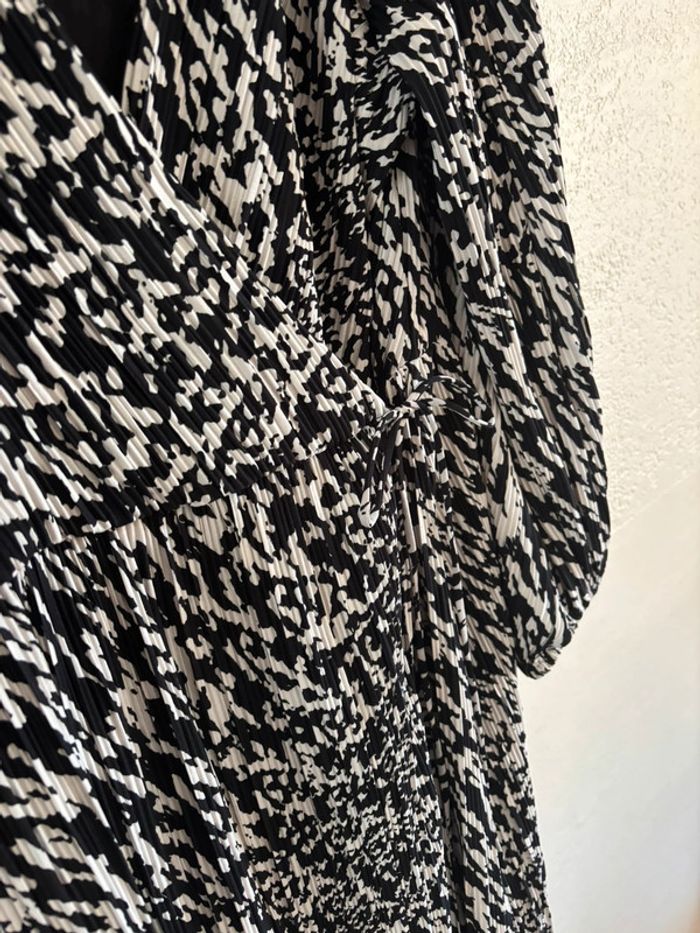 Longue robe portefeuille h&m - photo numéro 3