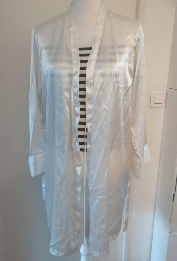 Peignoir kimono en satin ivoire taille L - photo numéro 4