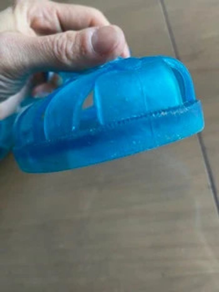 Squelettes bleues chaussures plastique taille 30 - photo numéro 9