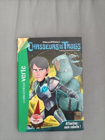 Livre Chasseurs de Trolls neuf