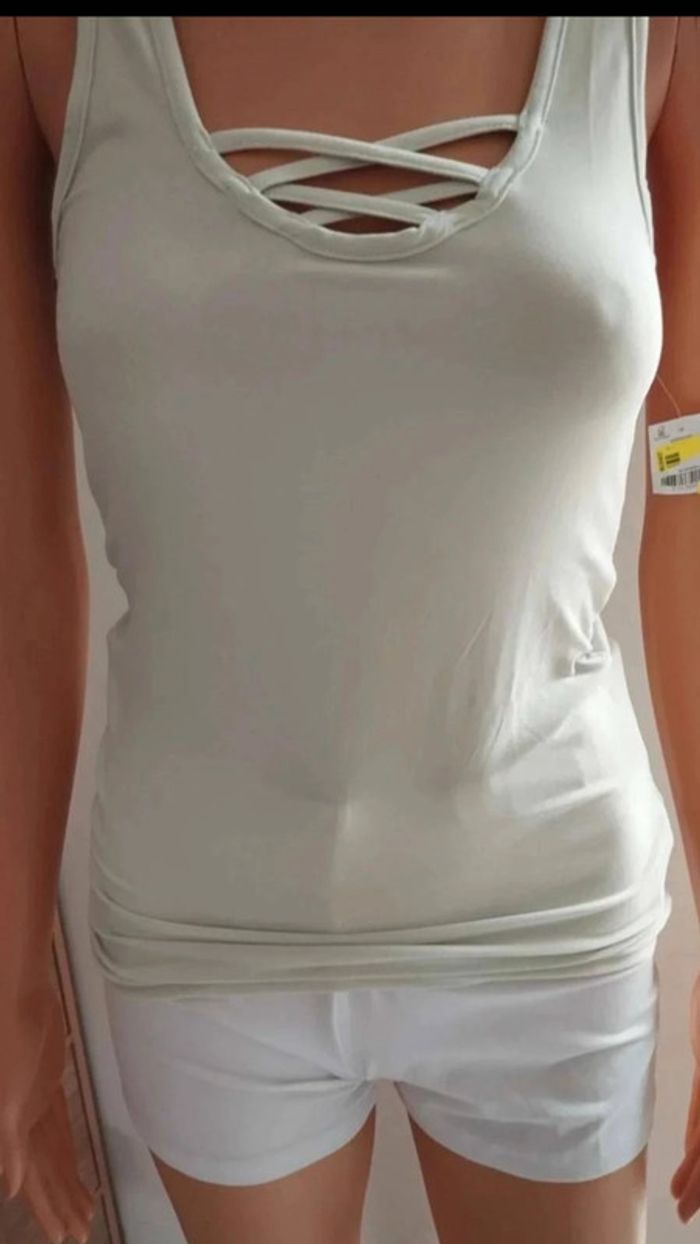 Débardeur vert clair taille s  Ardene devant croisé - photo numéro 6