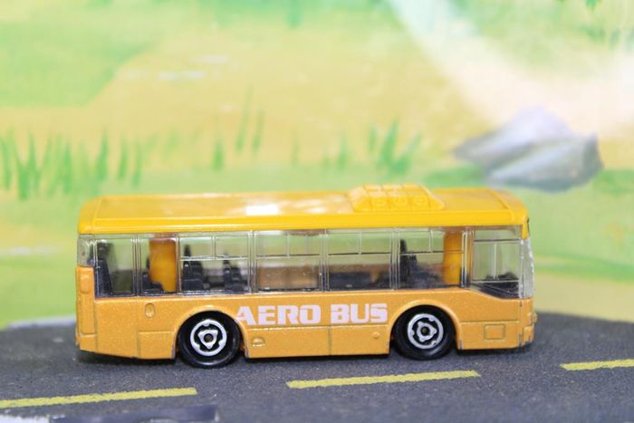 Majorette mitsubishi aérobus - photo numéro 6