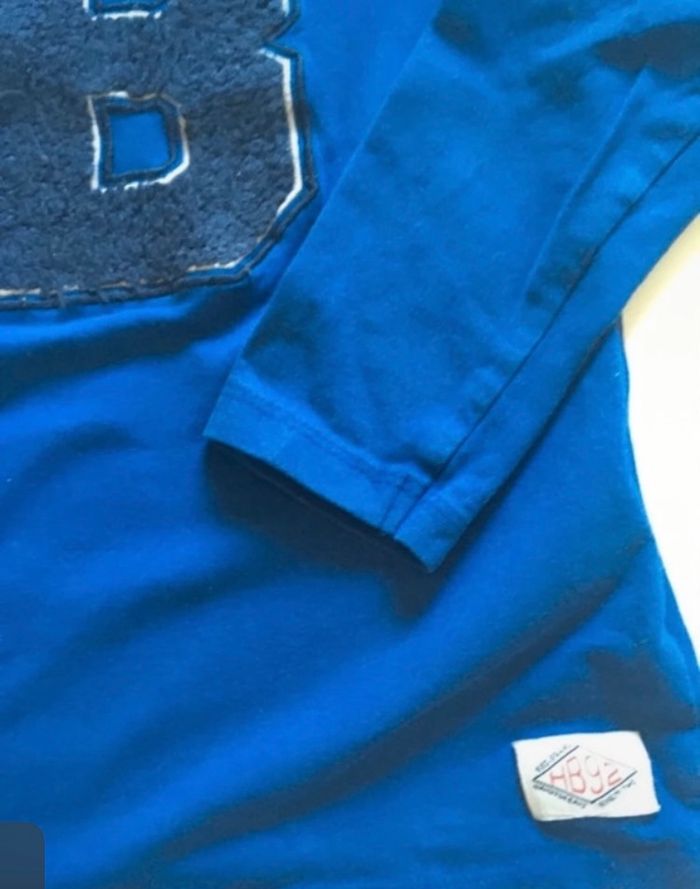 T-shirt / Sous-pull manches longues TRÈS BON ÉTAT garçon taille 7 ans couleur bleu - photo numéro 4