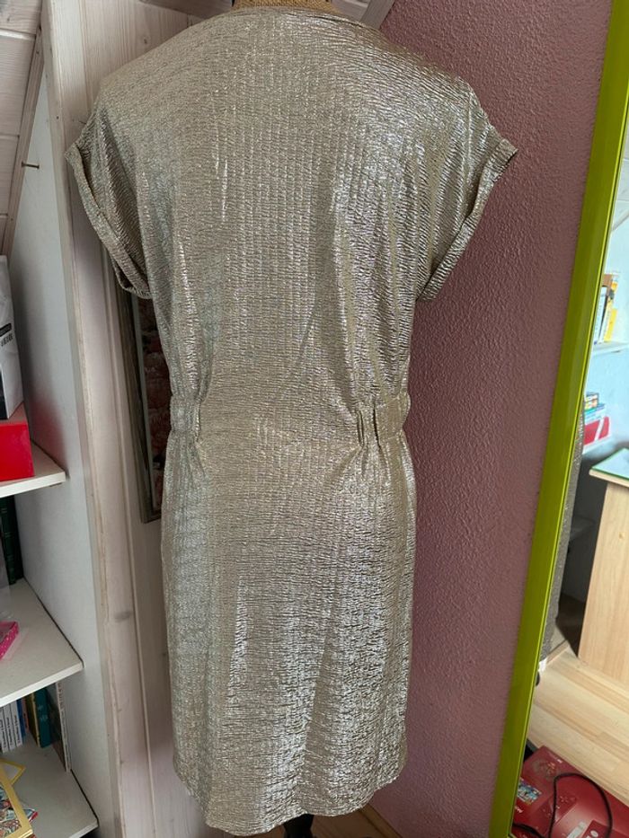 Robe dorée courte Gémo taille S - photo numéro 2