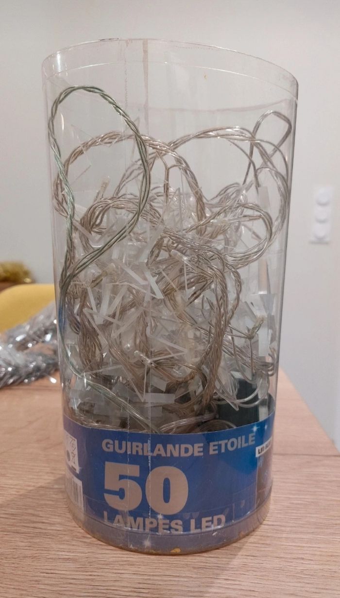 Guirlandes LED et classiques