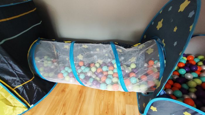 Tente 3 en 1 avec tunnel et piscine à boules château - photo numéro 5