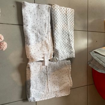 Lot de lange blanche naissance
