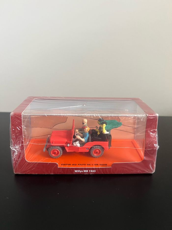 Voiture Tintin Willys MB 1943 – Neuve sous blister