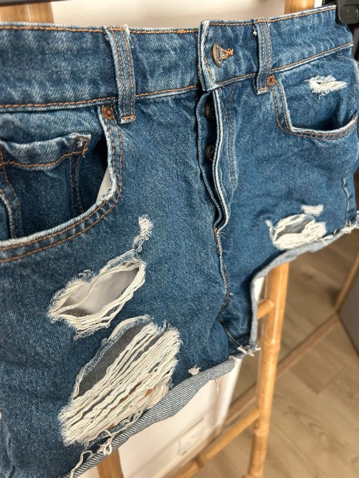 Short jean trouée Jennyfer - photo numéro 2