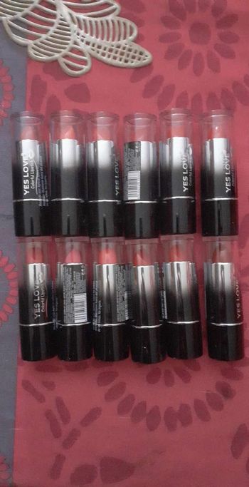 Lot de 12 rouge a lèvre0683