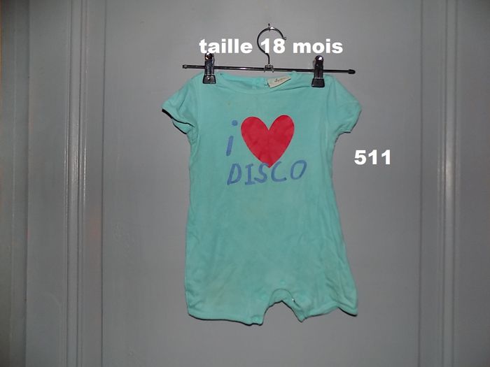 bodies short , taille 18 mois