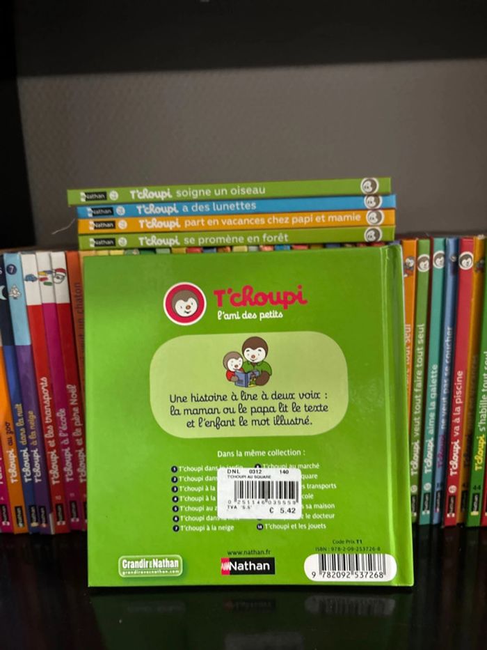 Livre T’choupi au square - photo numéro 3