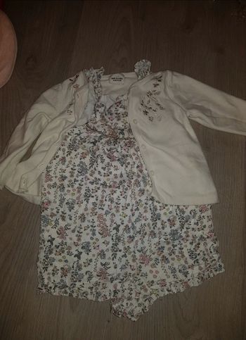 Ensemble tape à l'œil