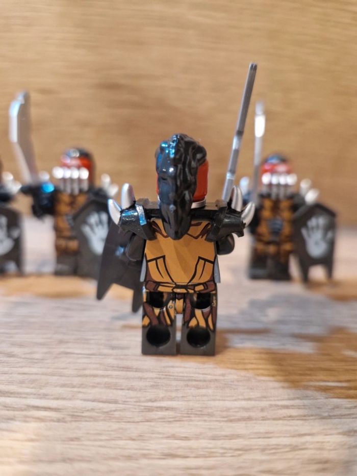 Figurines type lego 4 guerriers orcs seigneur des anneaux - photo numéro 4