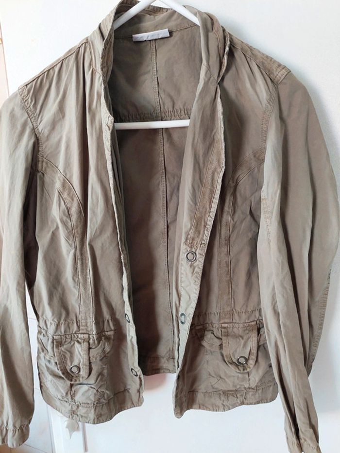 Veste légère kaki taille 42