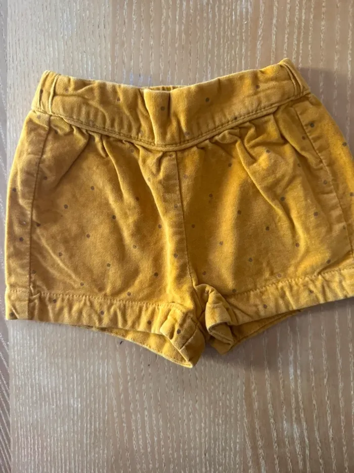 Short velours Kiabi 6 mois