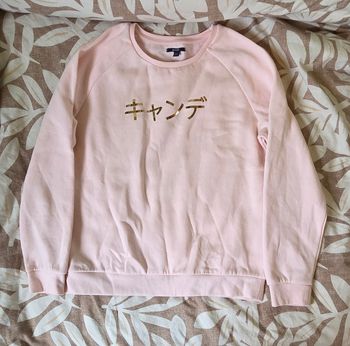 Pull rose inscription japonaise 