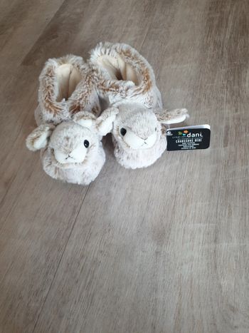 Chaussons bébé neuf 6/12m