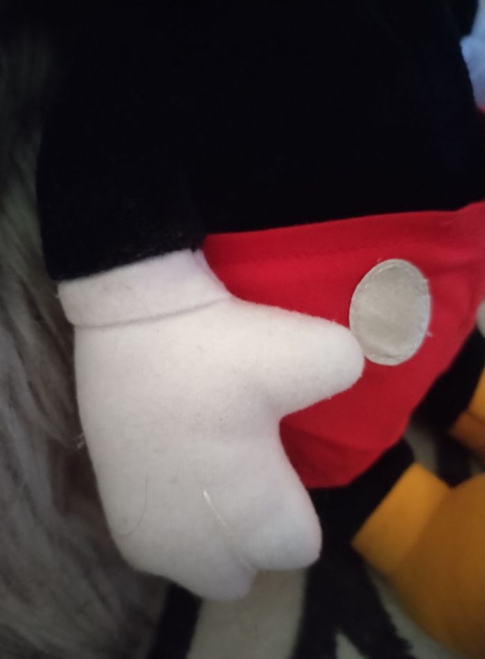 Peluche "Mickey" en très bon état - photo numéro 4