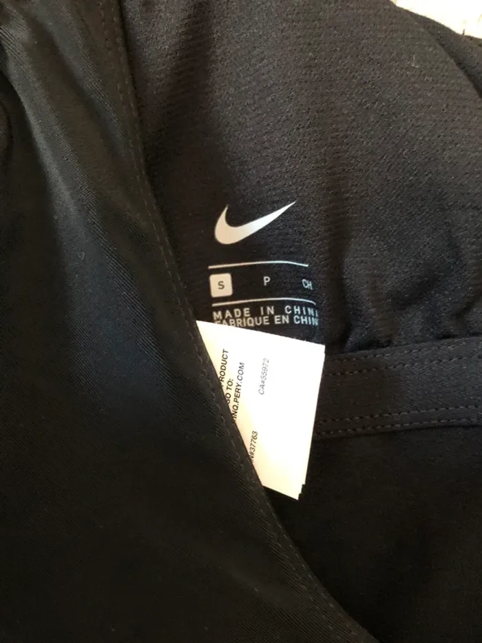 Maillot de bain Nike taille S 🌻 - photo numéro 6