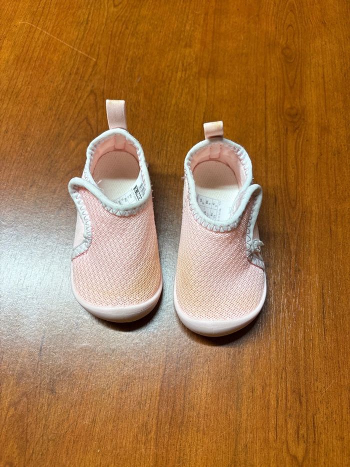Chaussons roses t.21