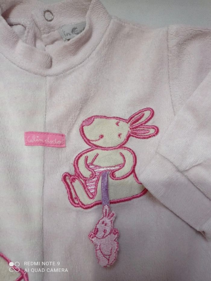 3 pyjamas - photo numéro 6
