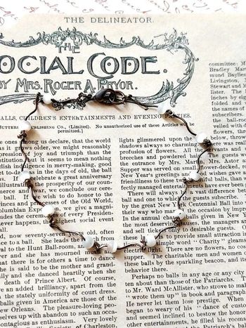 Magnifique petit bracelet vintage, avec perles blanches