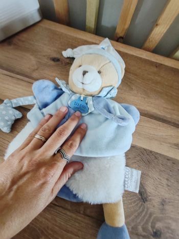Marionette ours bleu petit chou