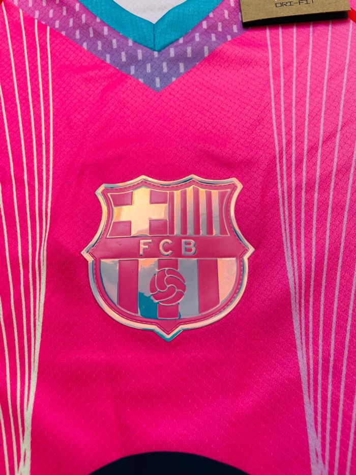 Maillot concept foot Barça rose taille S - photo numéro 6