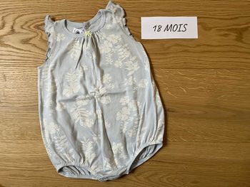 Combinaison-short / barboteuse petit bateau 18mois fille