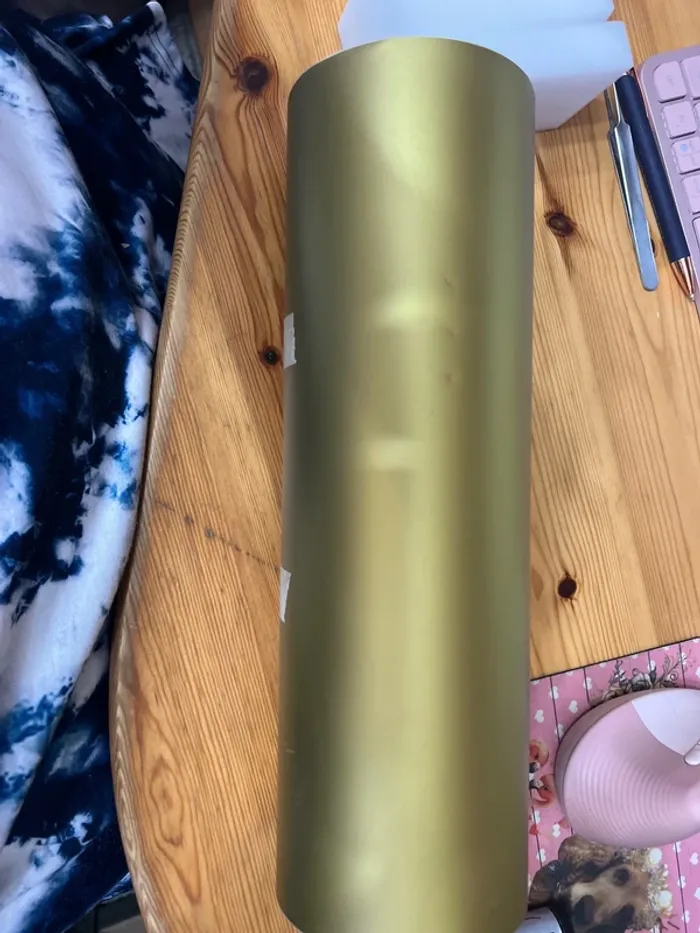 Rouleau de vinyle or mat