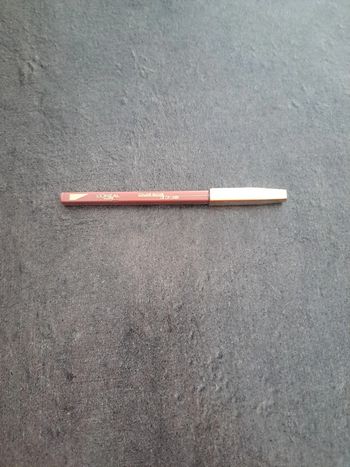 Lip liner color riche l oreal