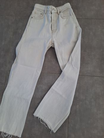 Jean blanc Zara