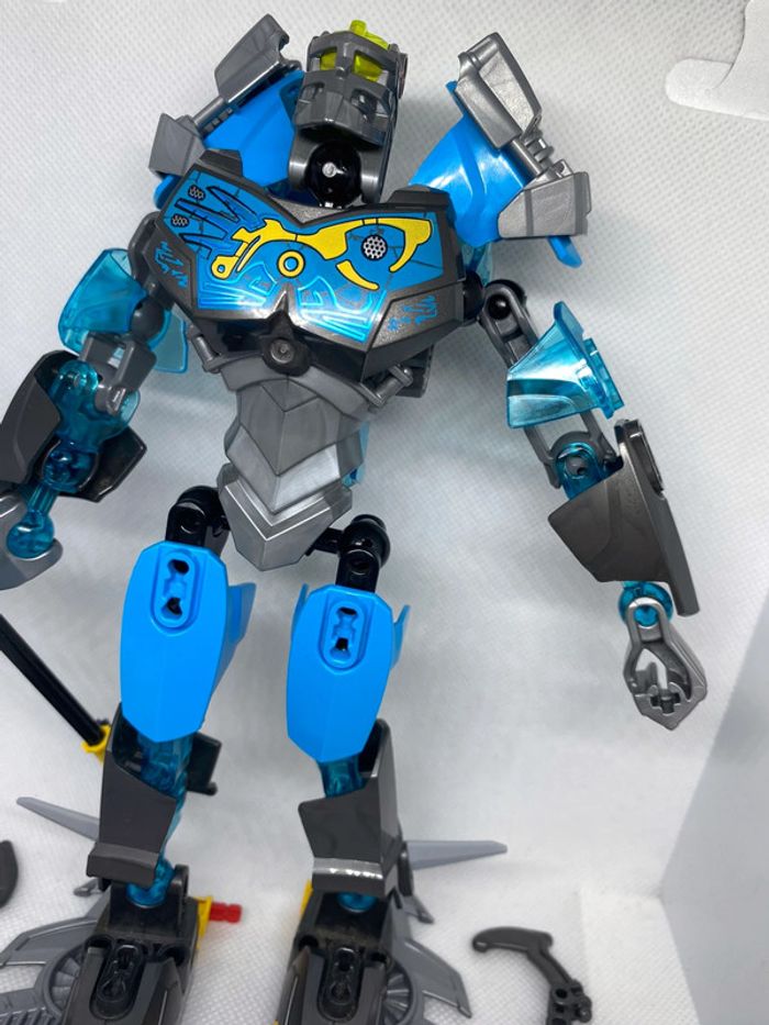 Lego bionicle masters 70786 Gali Master of Water. Il manque  3 pièces - photo numéro 6