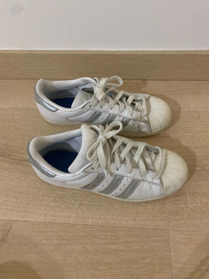 Adidas superstar 40 - photo numéro 2