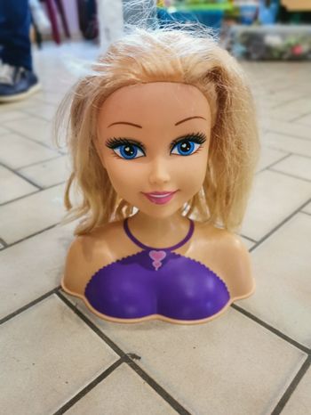 Tête à coiffer