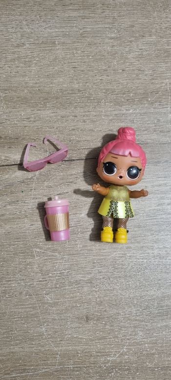 Mini poupée LOL surprise